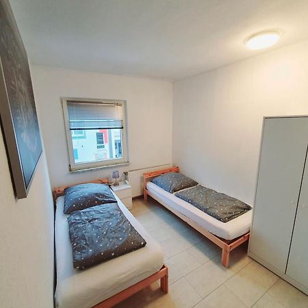 Pottmensch Oberhausen 3 Schlafzimmer Buitenkant foto