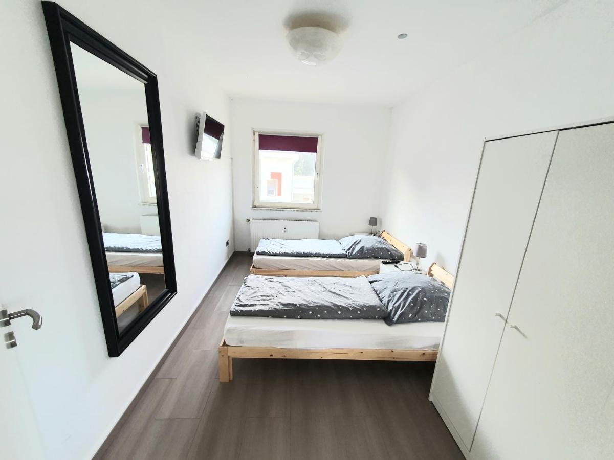 Pottmensch Oberhausen 3 Schlafzimmer Buitenkant foto